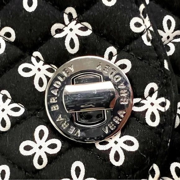 Vera Bradley Your Turn Quilted Smartphone Wristlet - Picture 3 of 7